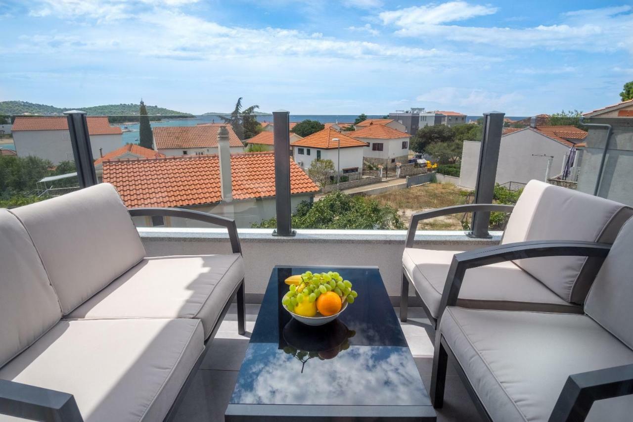 Luxury View Apartments 로고즈니차 외부 사진