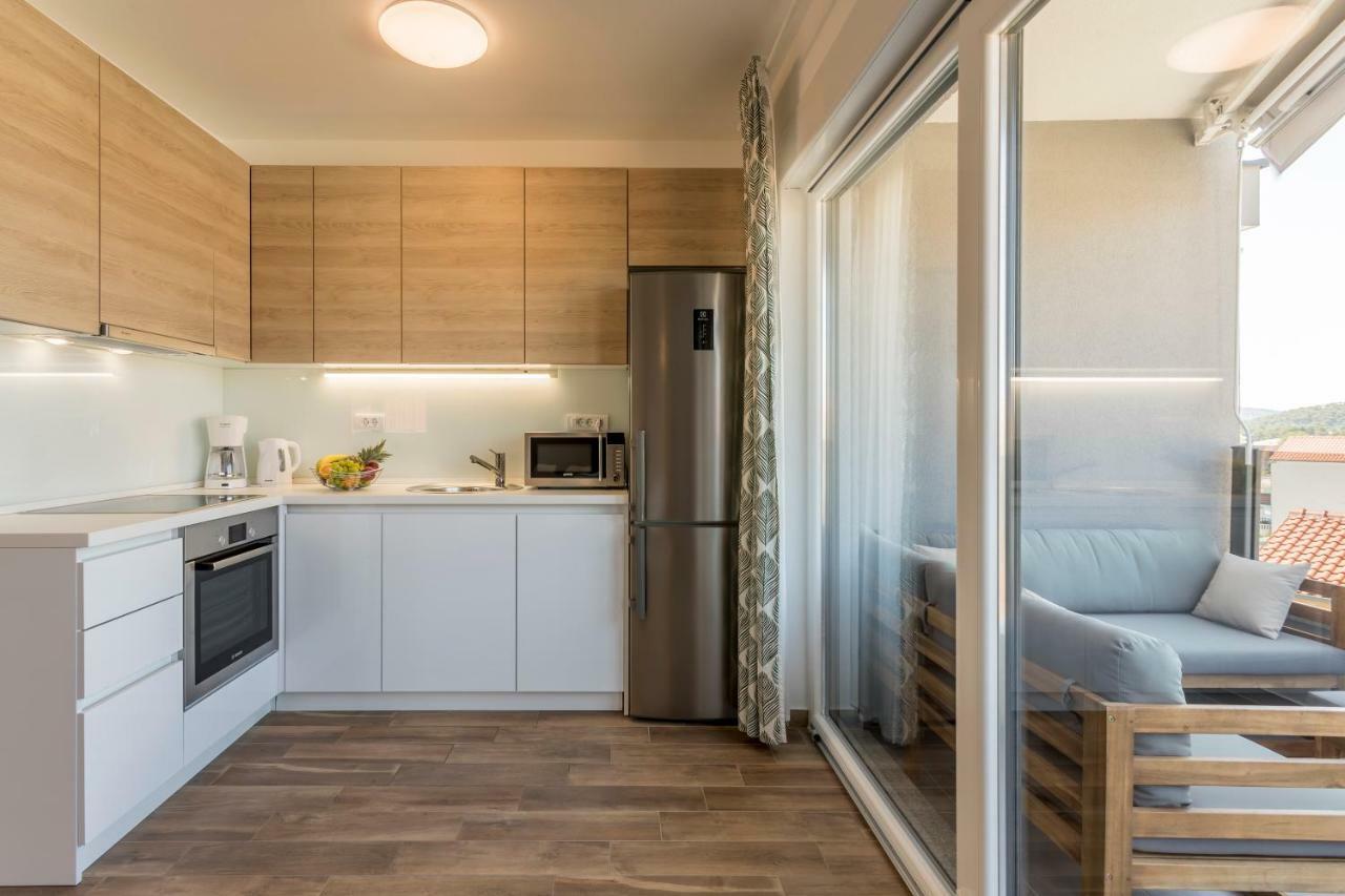 Luxury View Apartments 로고즈니차 외부 사진
