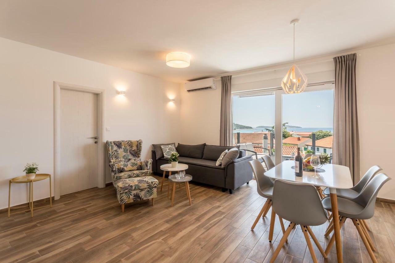 Luxury View Apartments 로고즈니차 외부 사진