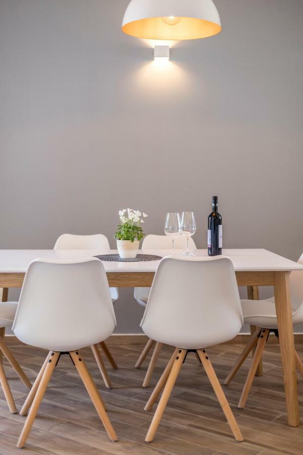 Luxury View Apartments 로고즈니차 외부 사진